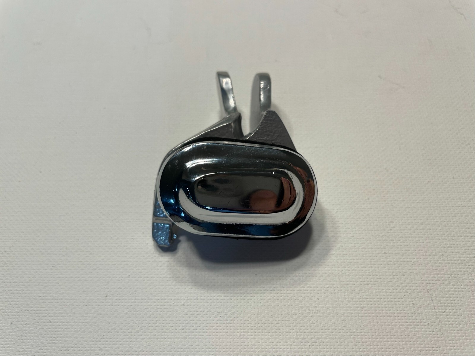 Volkswagen VW Bus T2 Left Sliding Window Latch / Fastener
