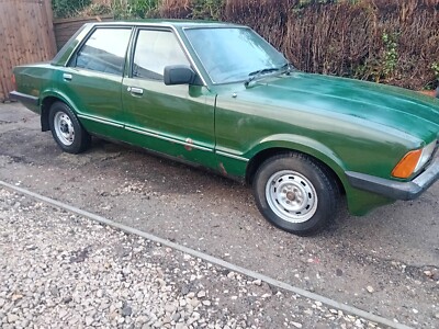 1982 FORD CORTINA 1,6 BEEN GARAGED FOR OVER 30 YEARS STARTS AND RUNS PROJECT