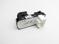 Mazda CX-3 DK 15-18 Fensterheberschalter Schalter Rechts Hinten Mazda CX-3 DK 15-18 11.05.2017 D09H66370 gebraucht Vorschau 2