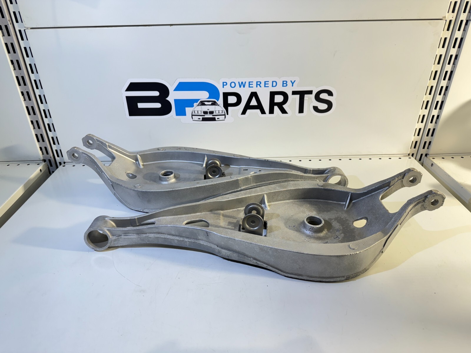 龍46 BMW E46 Wishbone, Upper Right and Left 33326781625