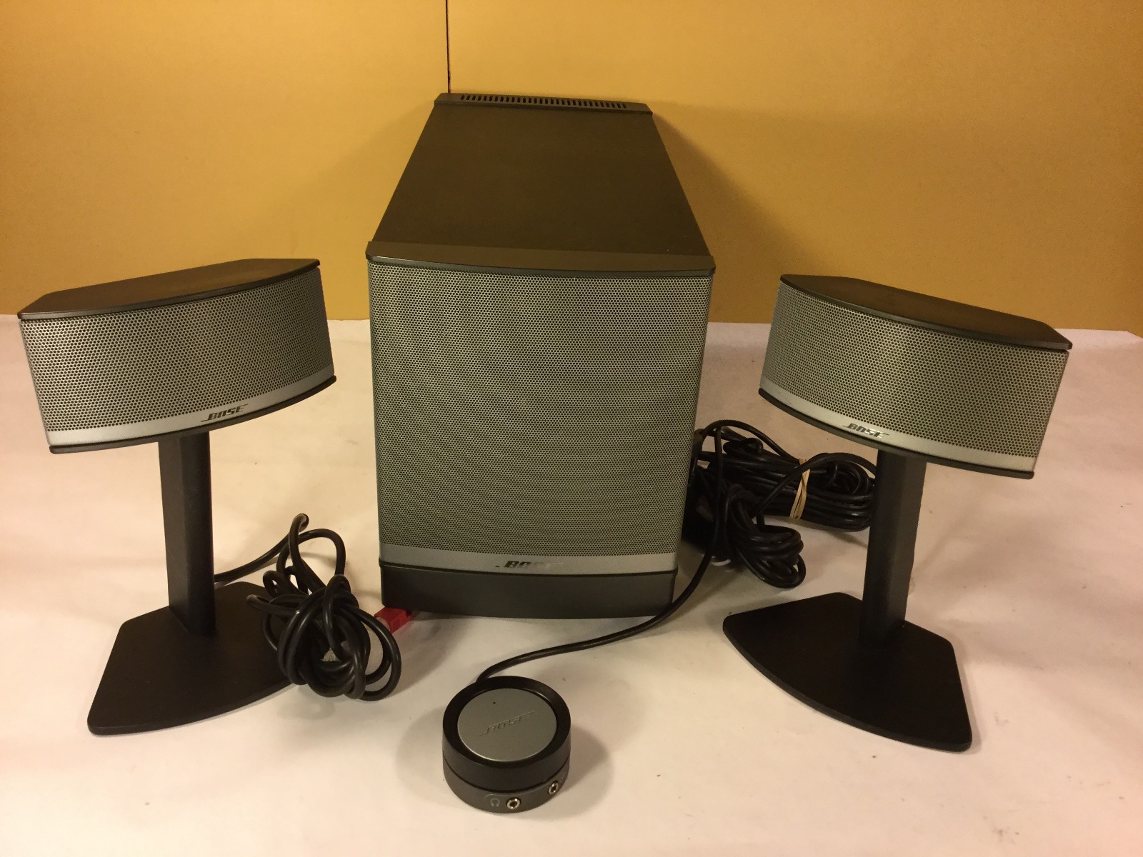 Bose Companion 5 Speaker System -WORKS GREAT-