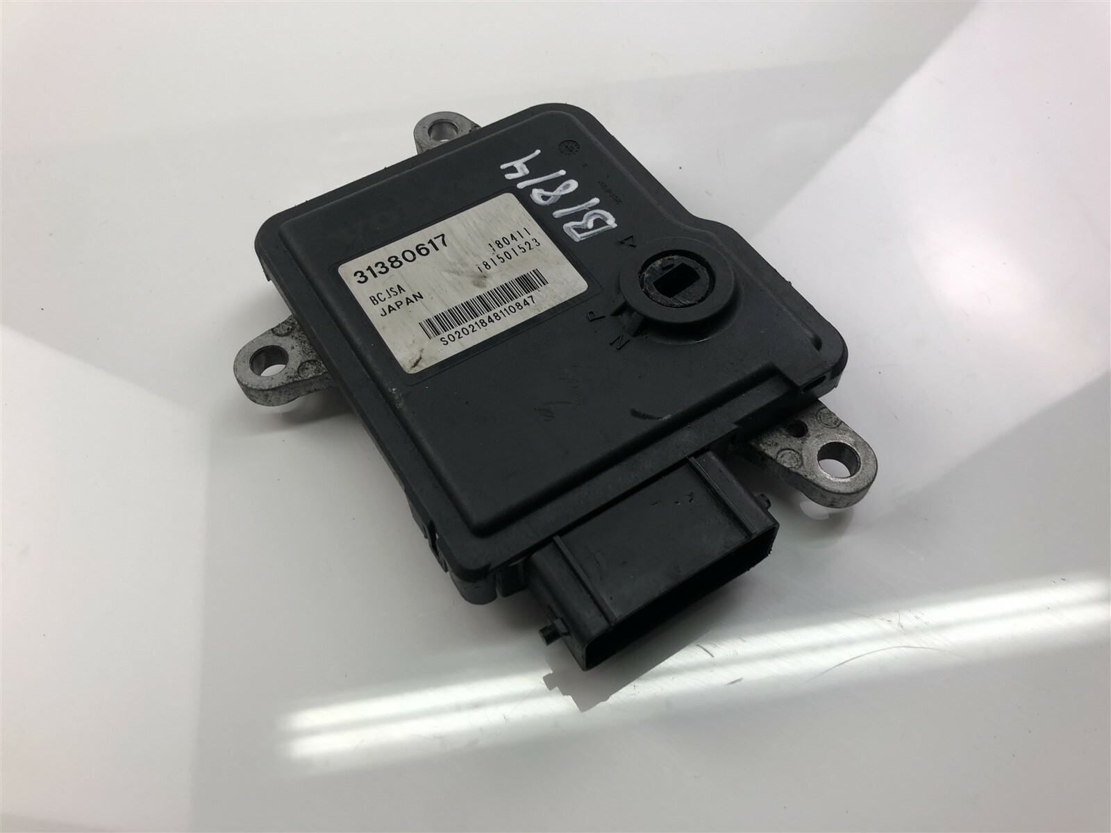 V.W.P 繁殖 Crankshaft Position Sensor for Isuzu 600P Truck 4hk1