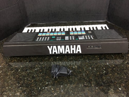 Yamaha portasound pss-470 Piano Organ keyboard