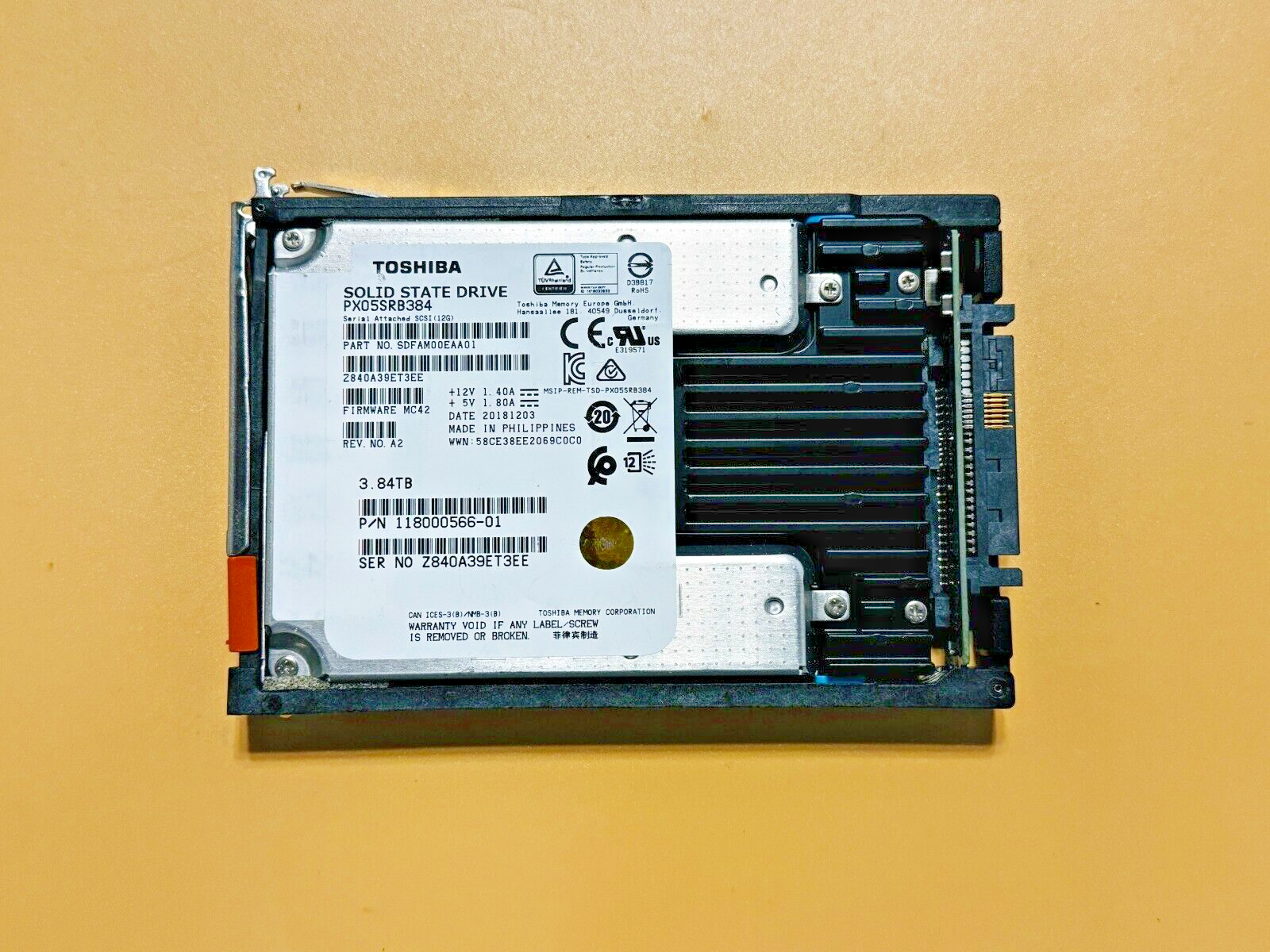 富士通　AH45/B3 Core i3 8GB SSD256 Blu-ray 富士通 AH45/B3 Core i3 8GB SSD256 Blu-ray