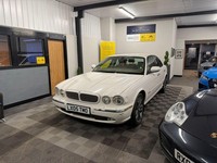 2005 Jaguar XJ Series 4.2 V8 XJR Supercharged 4dr Auto SALOON PETROL Automatic