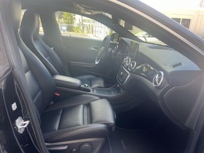 image 3 of interior