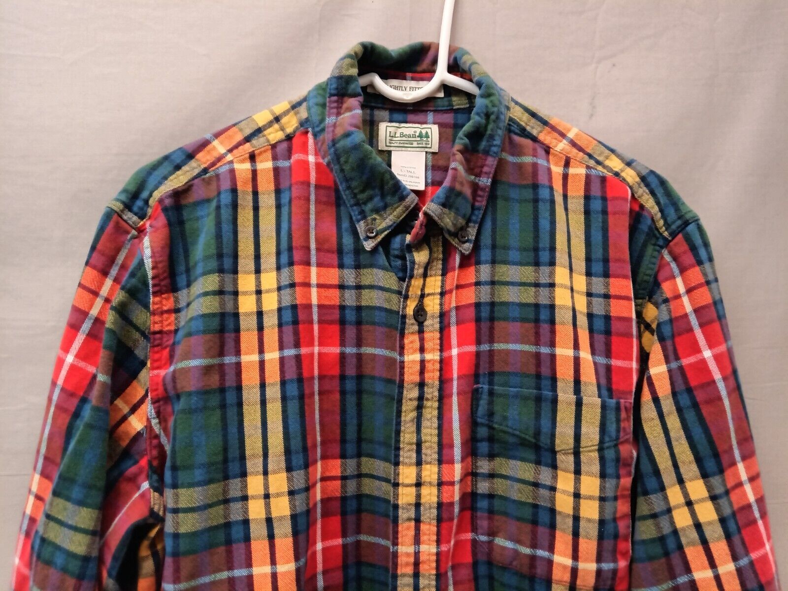 Men's L.L.Bean Slightly Fitted Lightweight Plaid Flannel
