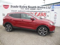 2017 Nissan Qashqai 1.6 dCi Tekna with pan roof 5dr 4WD HATCHBACK Diesel Manual