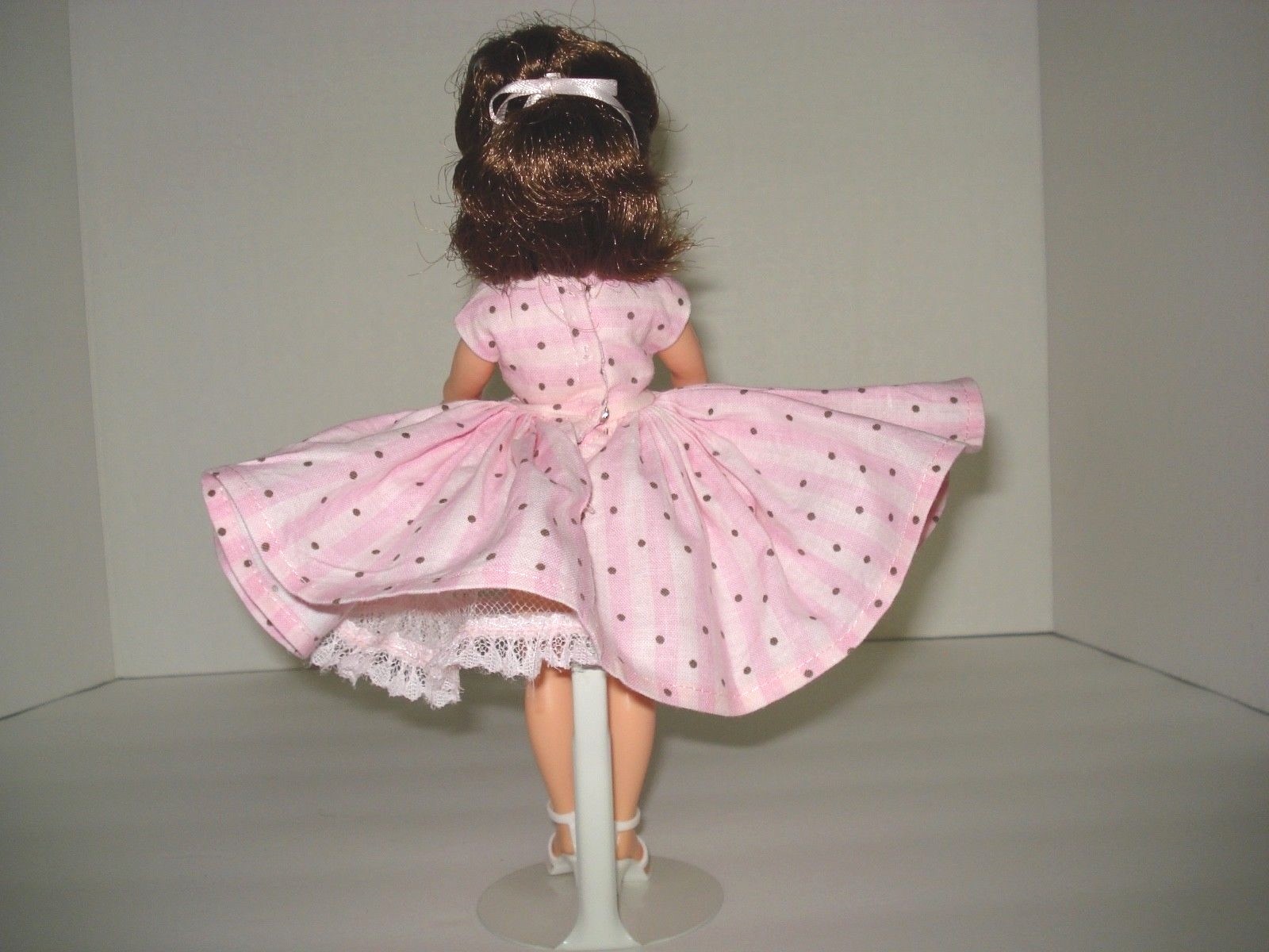 Vintage Vogue Jill Fashion Doll