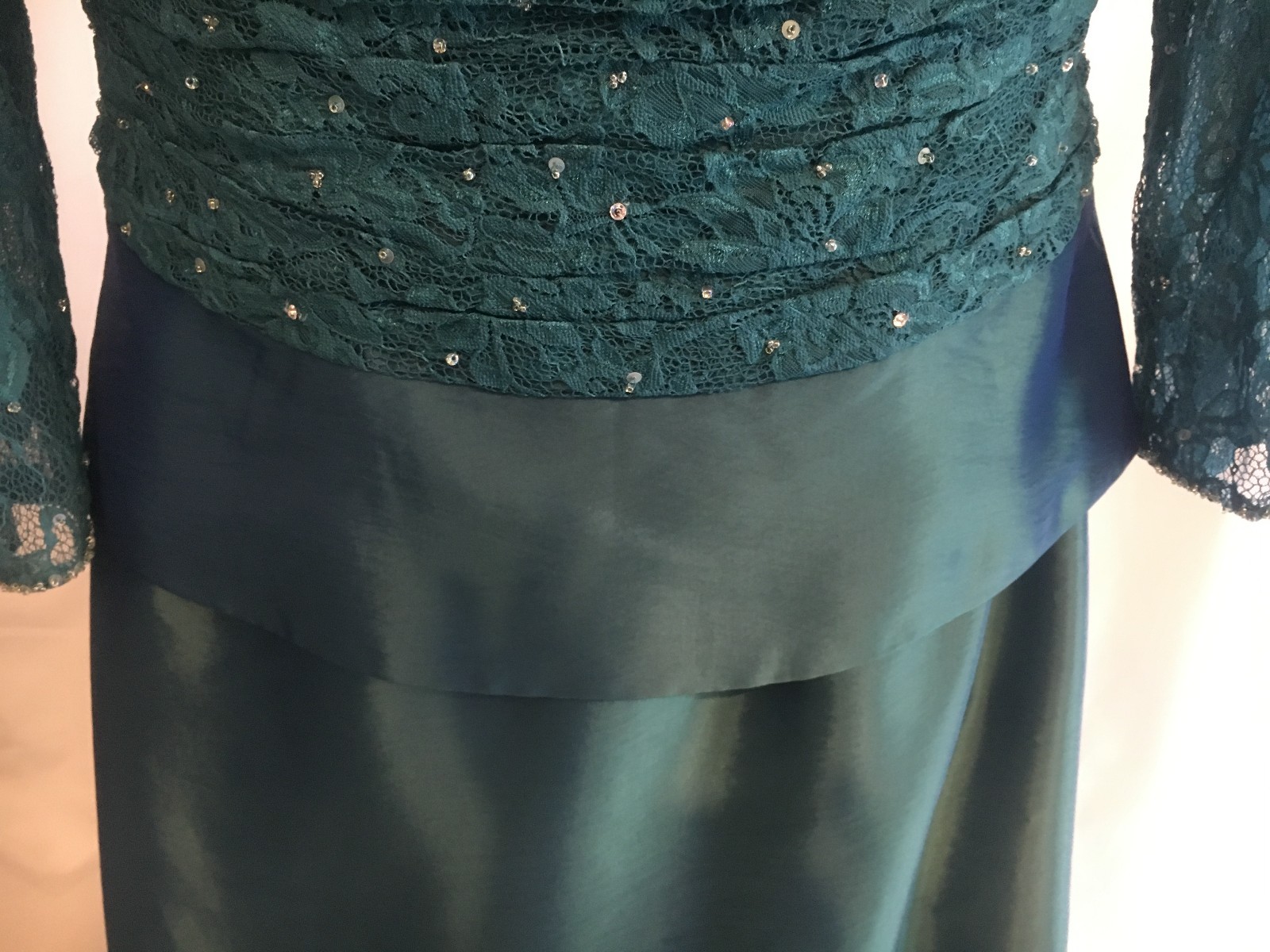 NWOT Jade Mother of the Bride Gown Dress  Size Small/ Medium