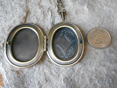 LILY OF THE VALLEY HAND PAINTED GREEN CAMEO LOCKET- ANTIQUE BRONZE, VINTAGE LOOK