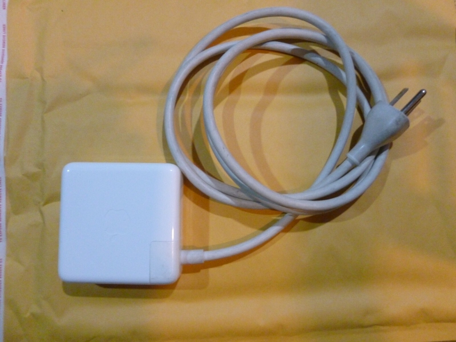Genuine Apple 87W USB-C 6ft cord Charger Power Adapter For