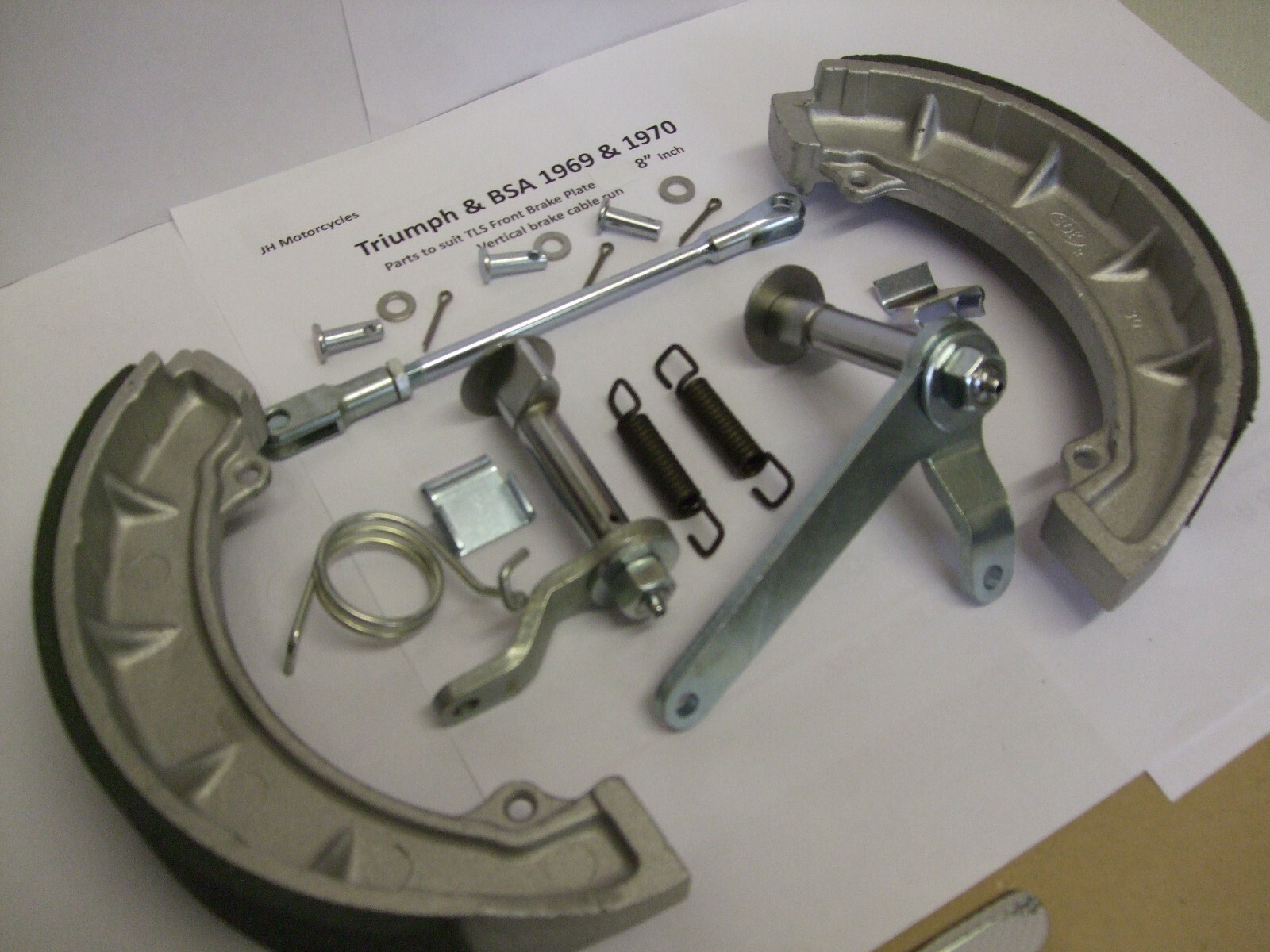 The Bonneville Shop TRIUMPH BSA NORTON 前輪取出しスピード 