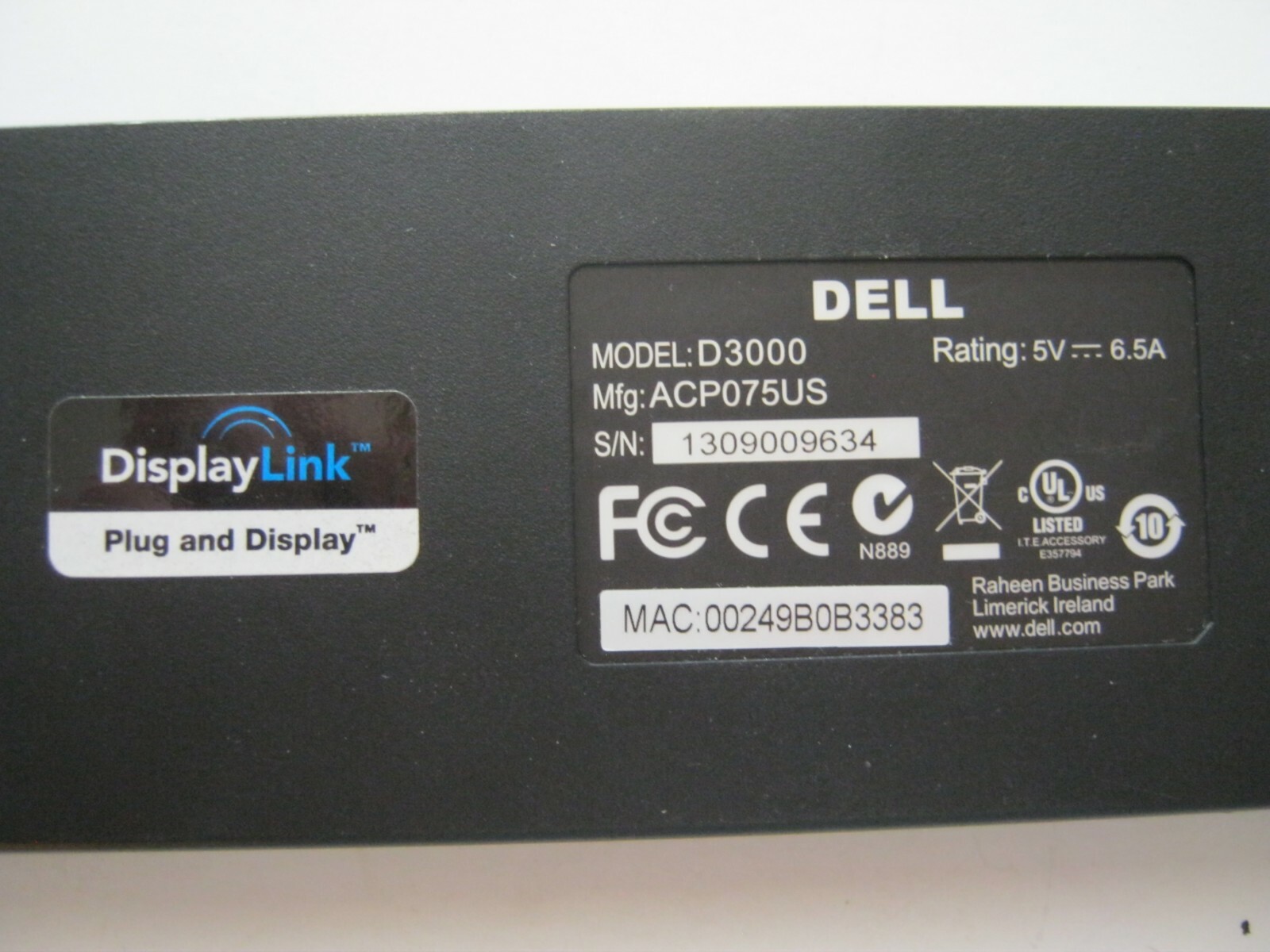 Dell Model D3000 Plug and Display link docking station