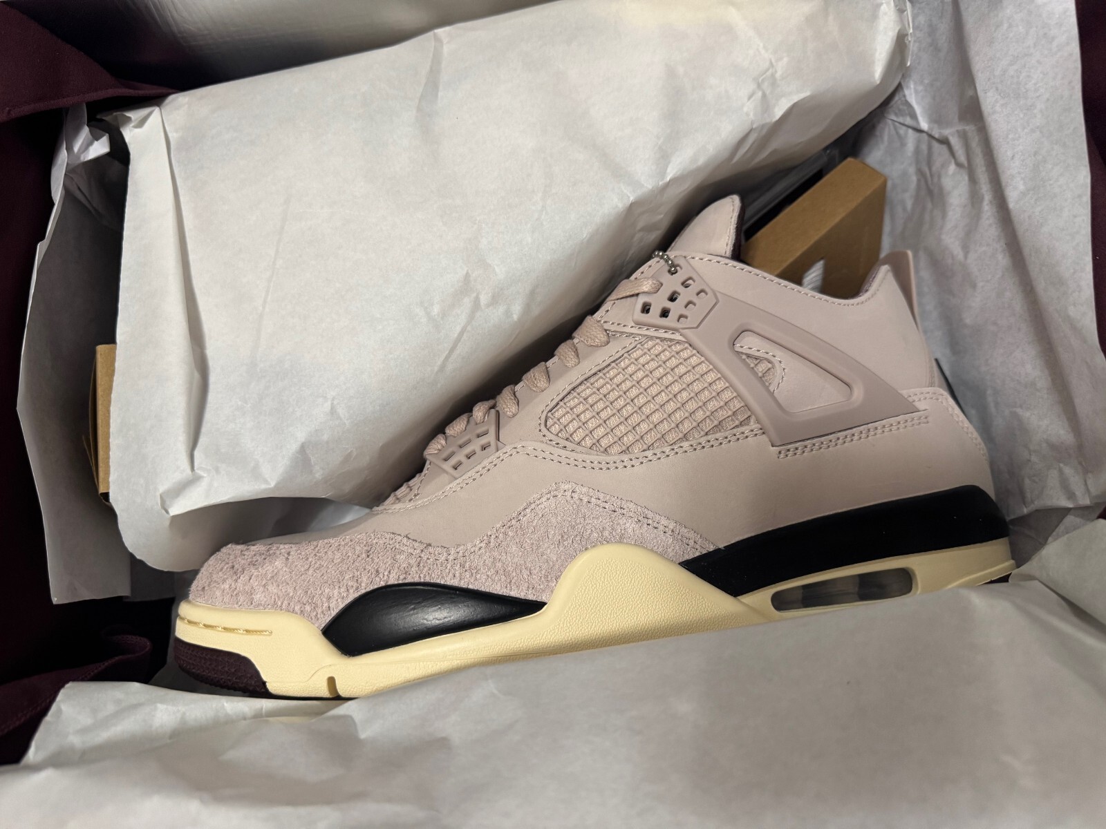 Pre-owned Jordan A Ma Maniere Amm Wmns Nike  Iv 4 Fossil Stone Fz4810-200 - Size 11.5w/10m In Pink