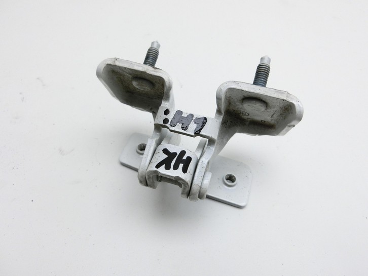 Mercedes W177 A200d 18-22 Lim Scharniere Scharnier für Heckklappe Links Mercedes W177 A200d 18-22 12.07.2019... Vorschau 2