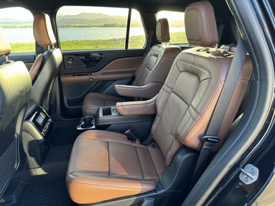 image 6 of interior