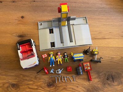 Playmobil 3615 Quick Service Station Car Mechanic Vintage Playmobil 3615 Quick Service Station Car Mechanic Vintage