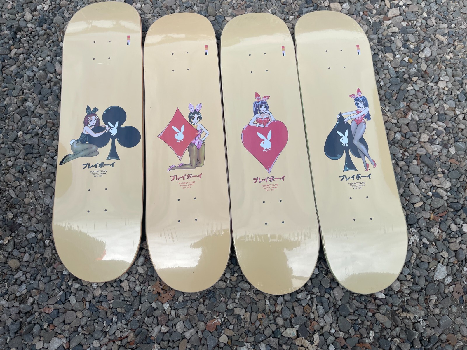 スケートボード drew house Yellow Mascot Deck Skateboard Deck - Drew house x The house of Drew dinodrew