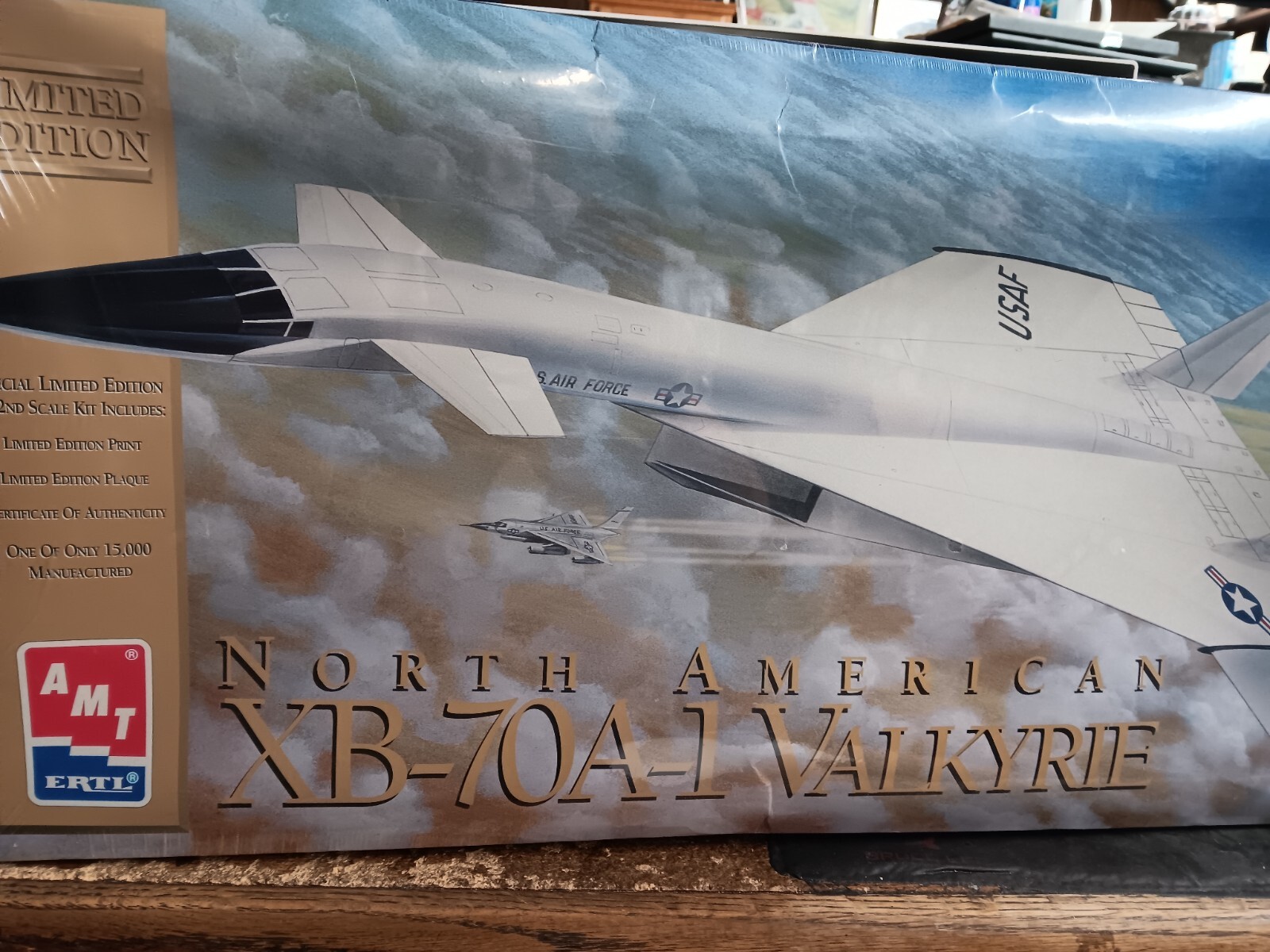 AMT XB-70A-1 Valkyrie 1/72モデルキット XB-70A-1 Valkyrie 1:72 Scale Model Kit By AMT Finished - YouTube