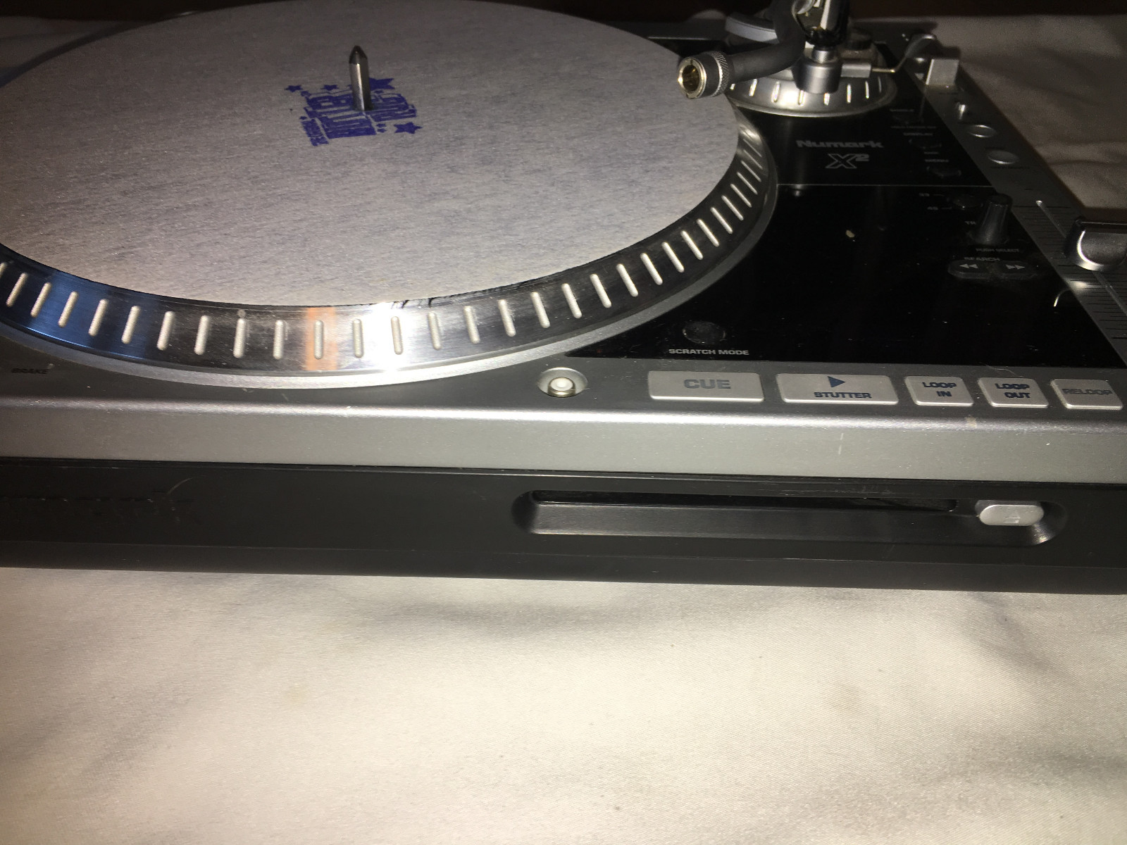 Numark X2 Hybrid CD/Vinyl Turntable Direct Drive NO RESERVE!