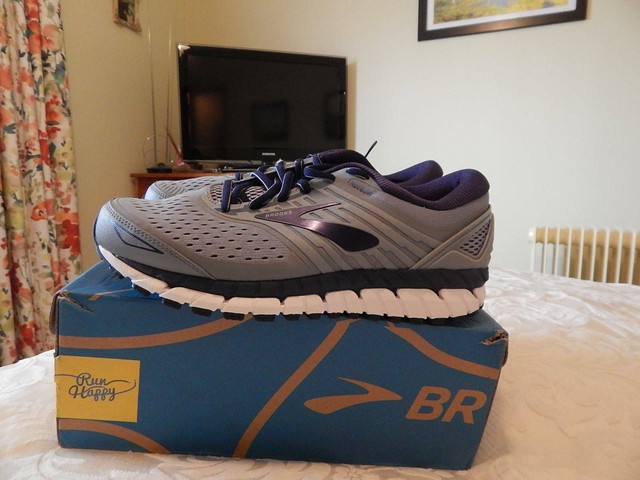 brooks beast 10 sale