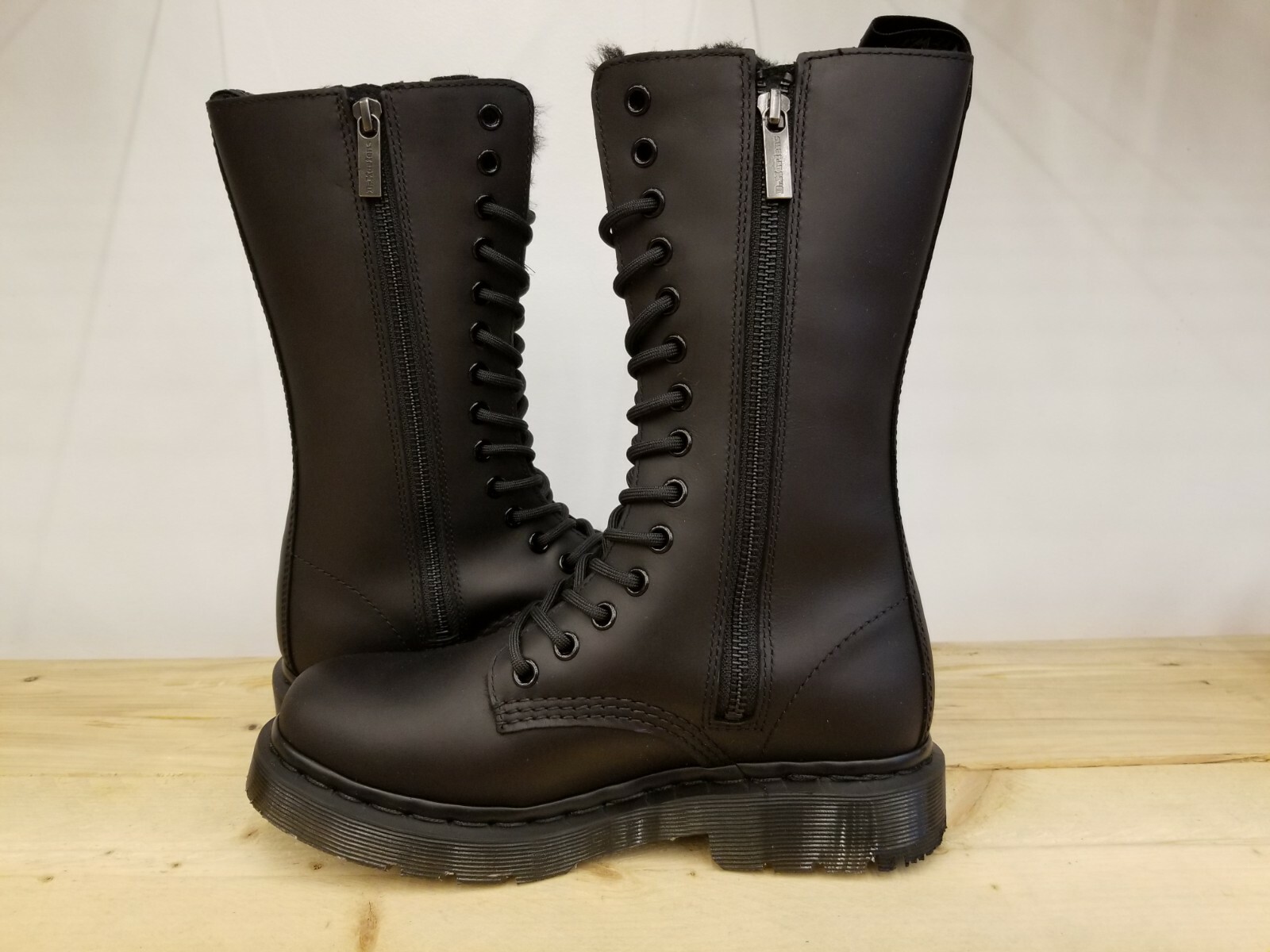 Ботинки Dr Martens 1914 Kolbert Winter Grip Tall Black Leather Waterproof  Boots for Wome: купить с доставкой из США, цена 22 580 руб - (303794610764)