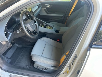 image 3 of interior