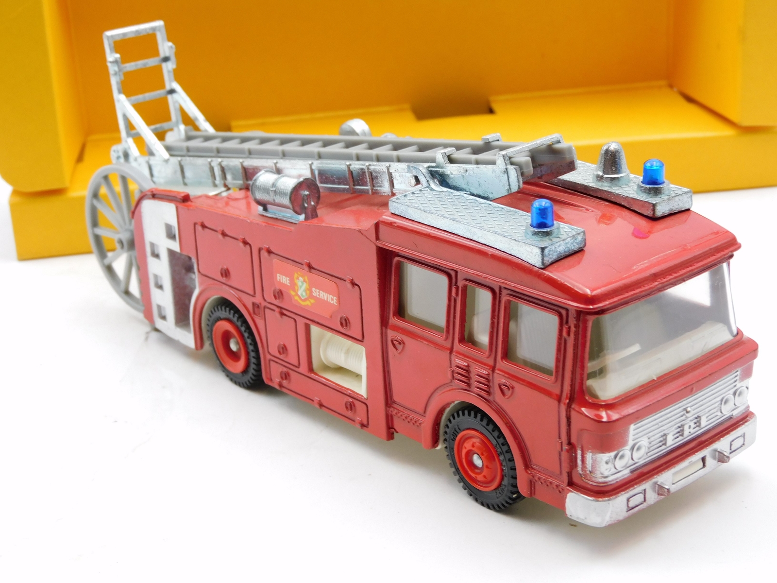 ミニカー ERF Fire Engine Water Tender Corgi Juniors Whizwheels ERF Fire Engine Water Tender Made