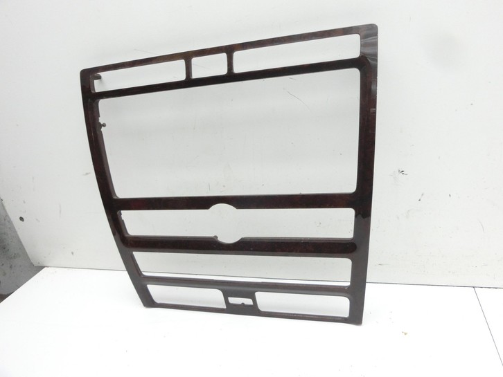 VW Phaeton 3D 02-07 Blende Einbaurahmen für Bedienelemente Holzdekor VW Phaeton 3D 02-07 02.09.2004 gebraucht Bild 3
