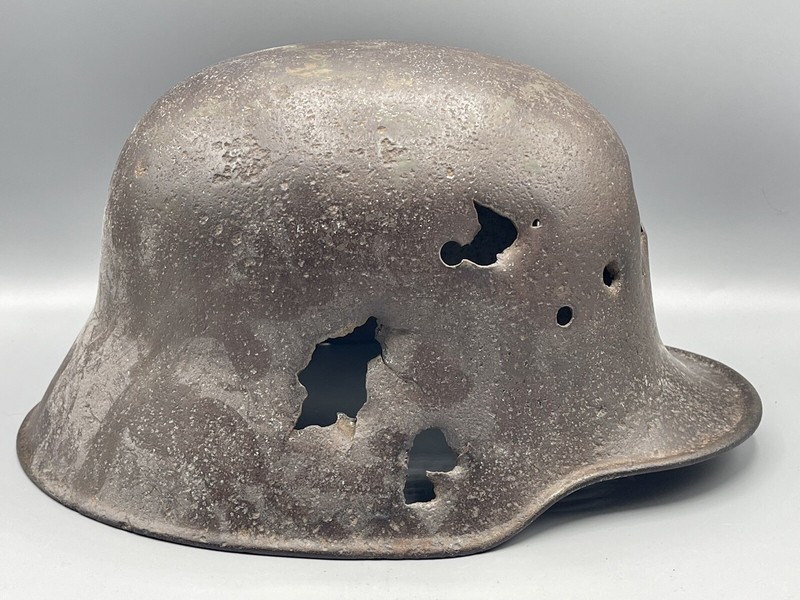 World War I German Helmet M18 w/ Bullet / Shrapnel HolesのeBay公認海外通販｜セカイモン