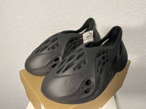 靴 adidas YEEZY FOAM RUNNER $_12.JPG?set_id=880000500F