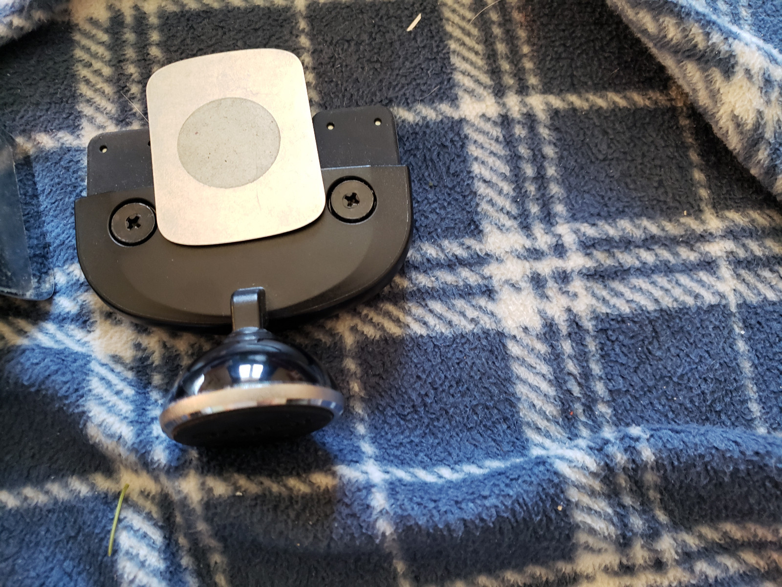 iOttie iTap Magnetic CD Slot Car Mount plus new style magnetic mount 2018