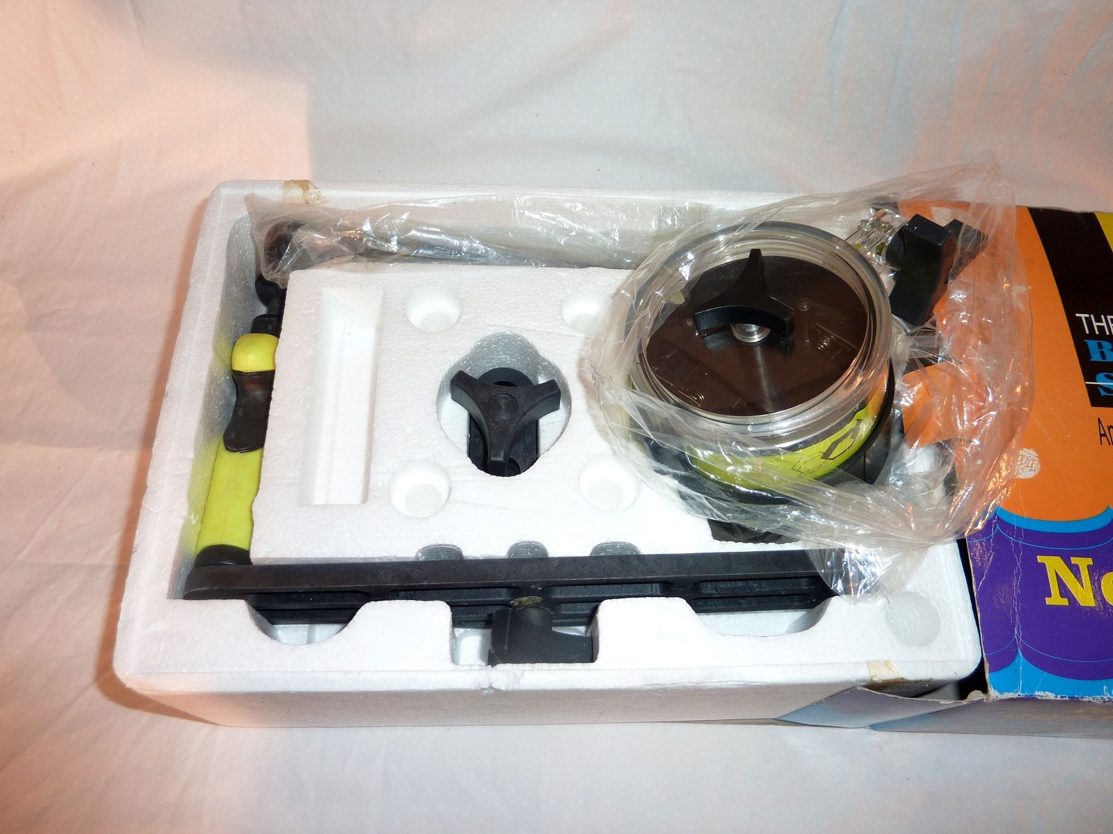 SCUBA BONICA SNAPPER Powerful Neon Underwater Slave STROBE LIGHT NEON972 in BOX