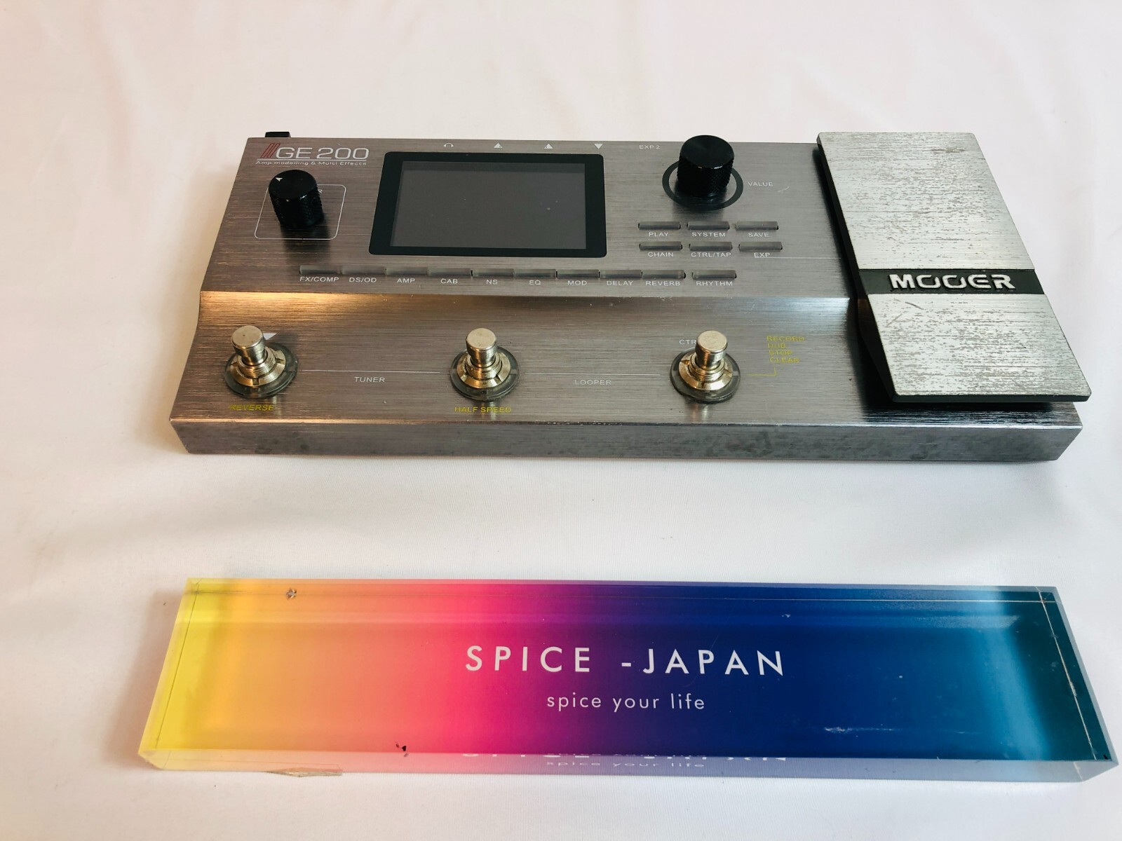ギター Mooer GE200 Amazon.com: MOOER GE200 Guitar Amp Modelling Multi Effects