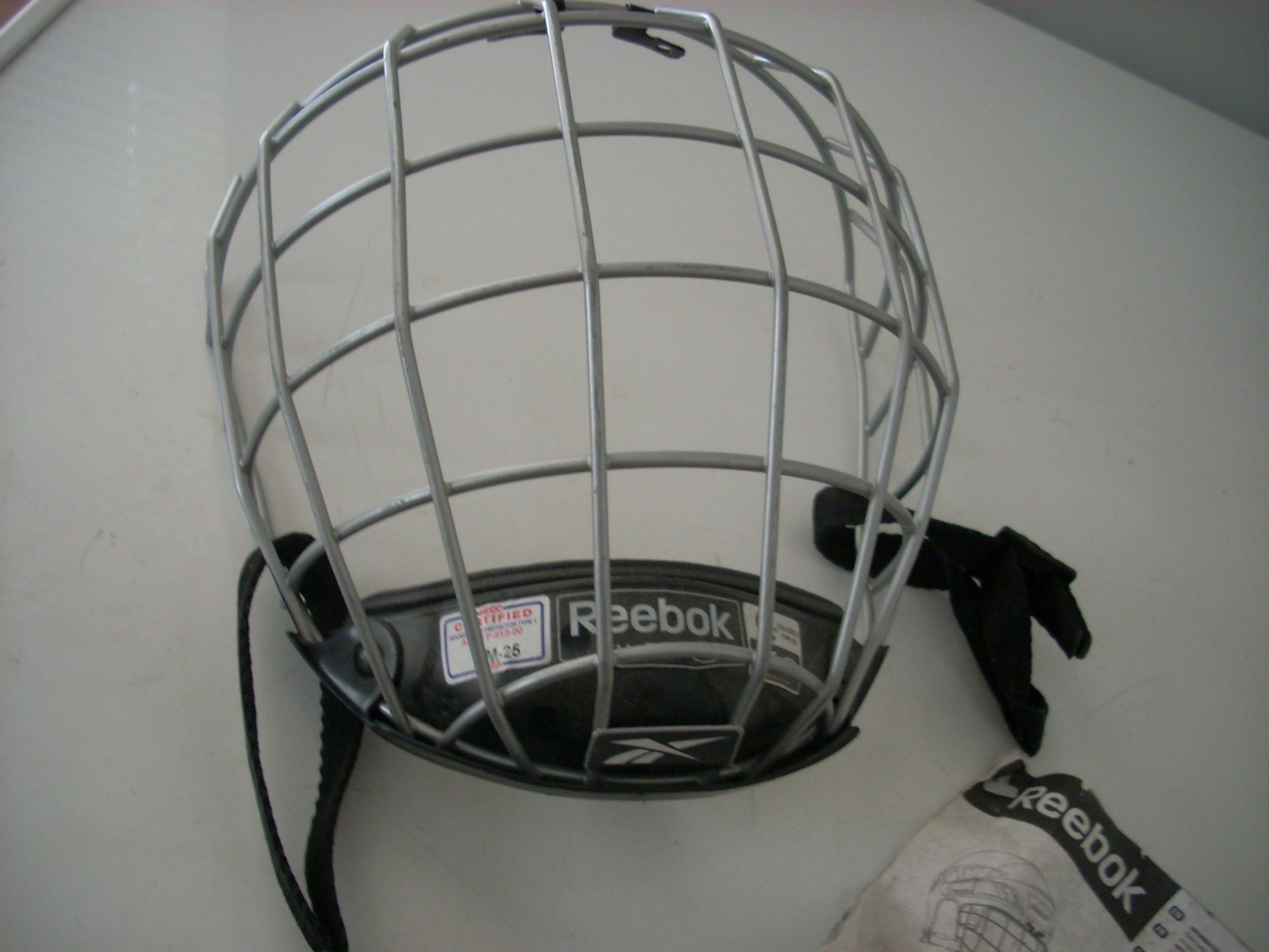 REEBOK 5K Hockey Helmet Cage large new