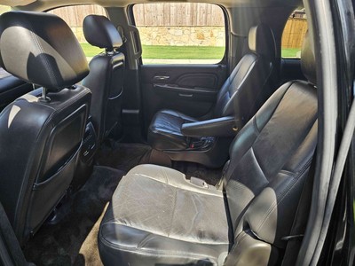 image 4 of interior