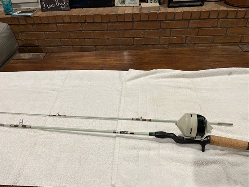 Vintage Original 1977 ~ Zebco 404 Rod and Reel Combo (1545) 