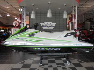 New 2018 Yamaha VX with RIDE * Rear Step ENDLESS SUMMER SALE * 3 year WARRANTY