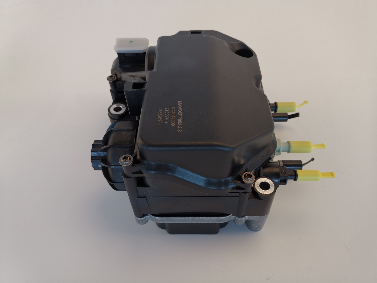 12V Urea Injection Def Pump For Volvo 21332701 Bosch 04440420 Mack