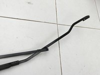 Peugeot 206+ 09-12 2x Scheibenwischer Wischarm Vorne Peugeot 206+ 09-12 22.04.2010 6423L4 gebraucht Vorschau 6