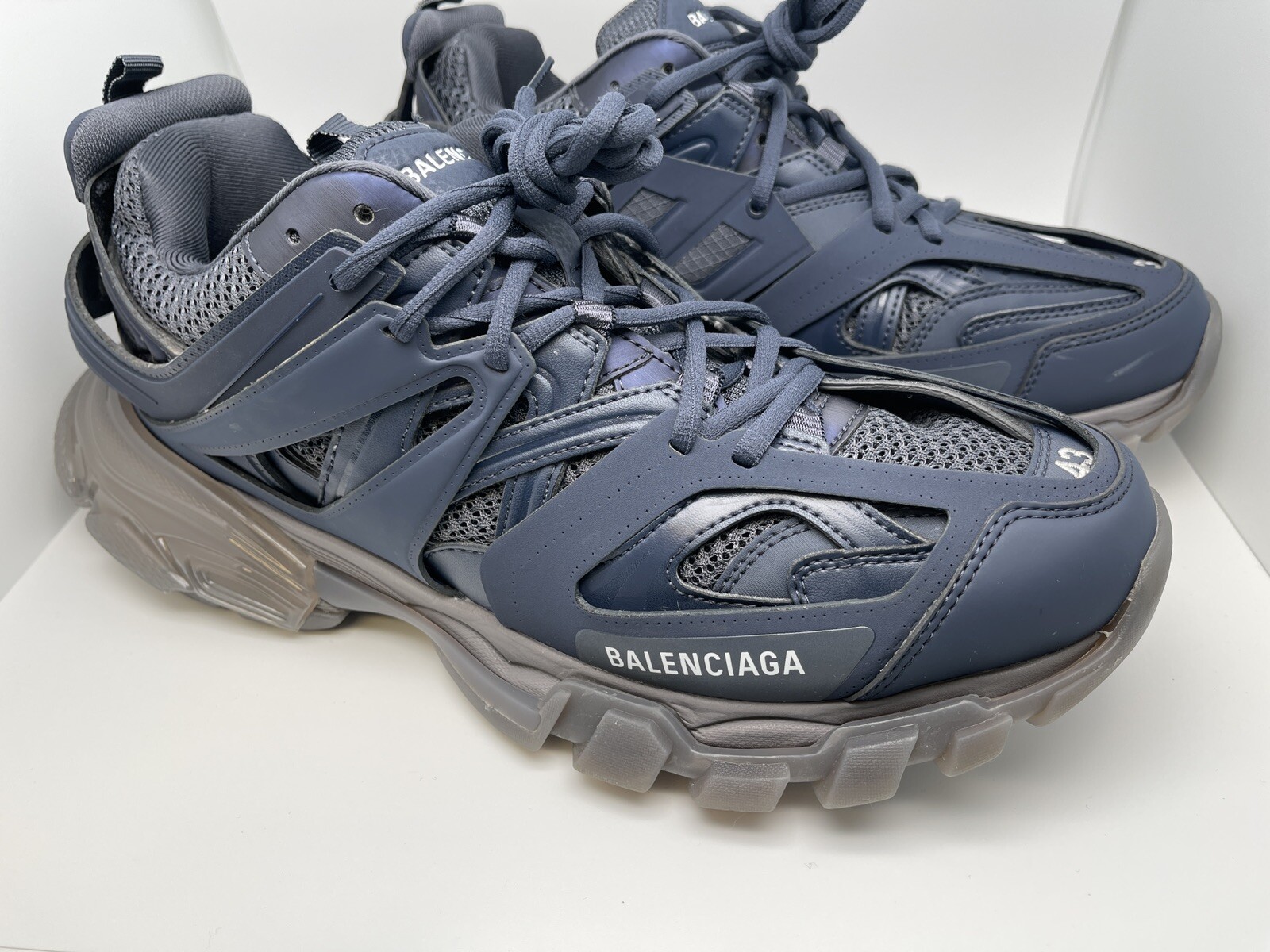 balenciaga track 43