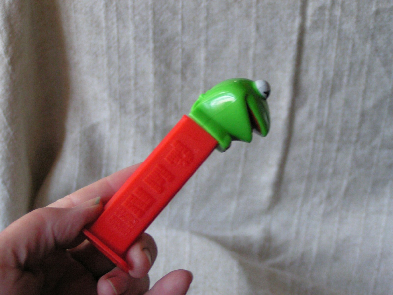 Vintage PEZ Dispenser KERMIT Thin Feet Hungary 4 1/2 inch