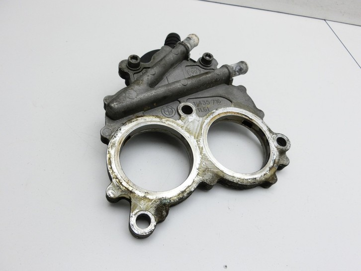BMW 3er E46 99-01 1,9i 87KW M43B19U1 BMW E46 318i BJ99 1,9L 87KW Ansaugbrücke Entlüftungsgehäuse Flansch BMW 3er... Vorschau 2