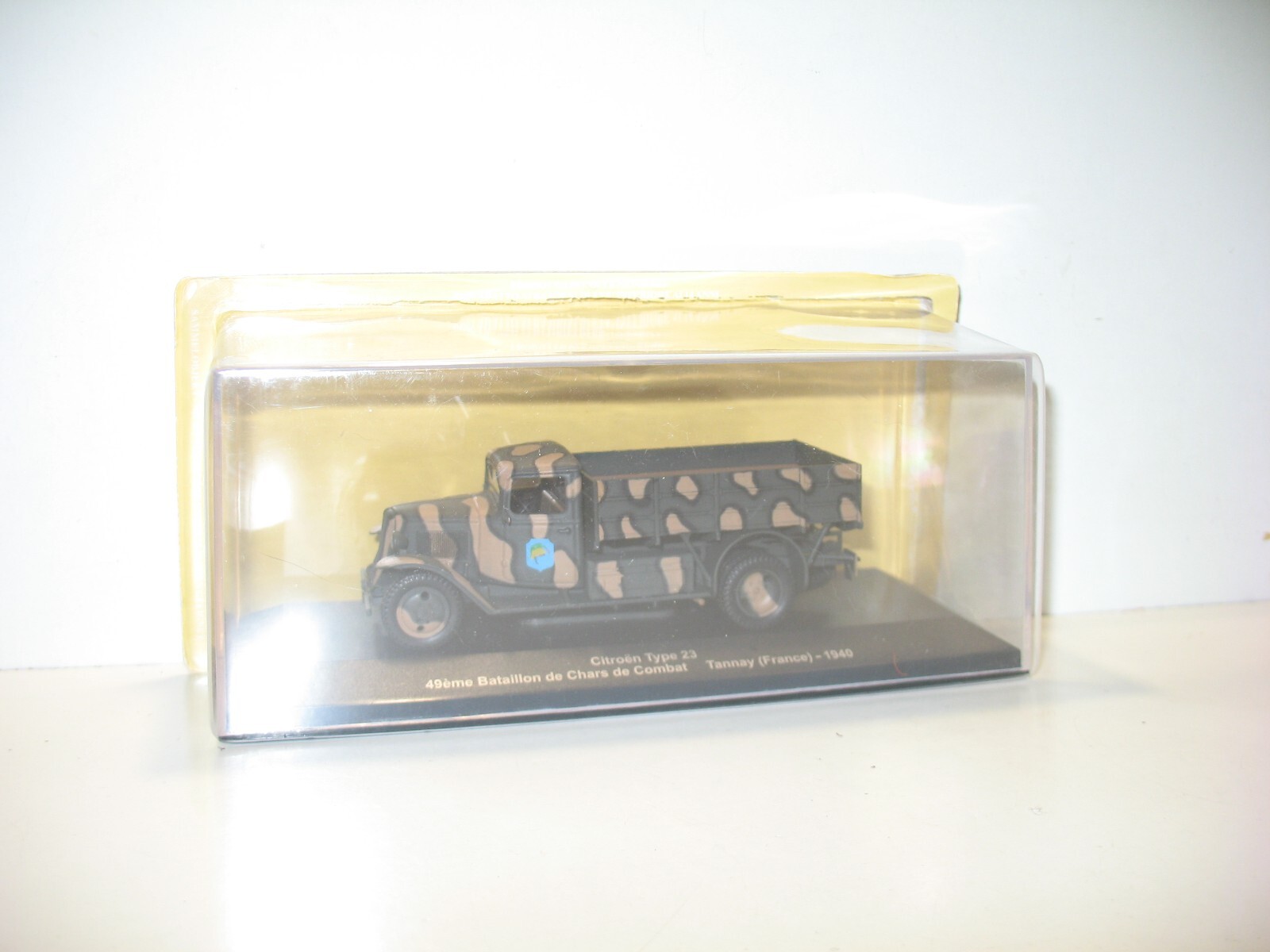 DIREKT COLLECTIONS 1/43 BERNARD 電気トラック Direkt Collections 1:43 Bernard 28 Electrical Truck Pinder