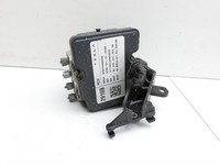 Tesla Model Y LR 20-25 5YJY ABS Steuergerät Aggregat Hydraulikblock Tesla Model Y LR 20-25 5YJY 01.06.2023... Vorschau 5