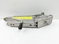 Audi A4 8E B7 04-08 Wagenheber Audi A4 8E B7 04-08 28.03.2007 8E0011031M gebraucht Vorschau 5