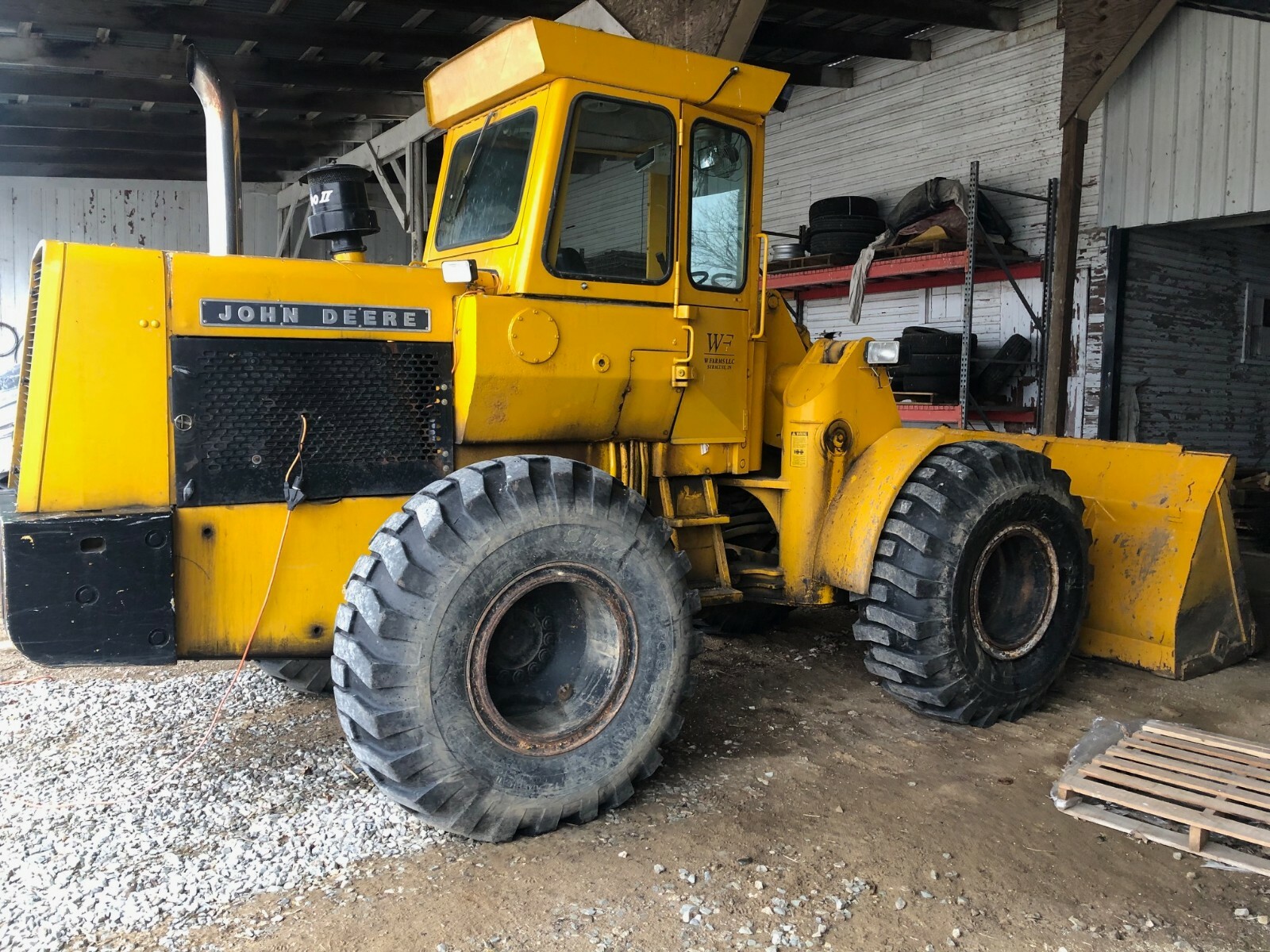 1979 John Deere 644b loader with Snow box