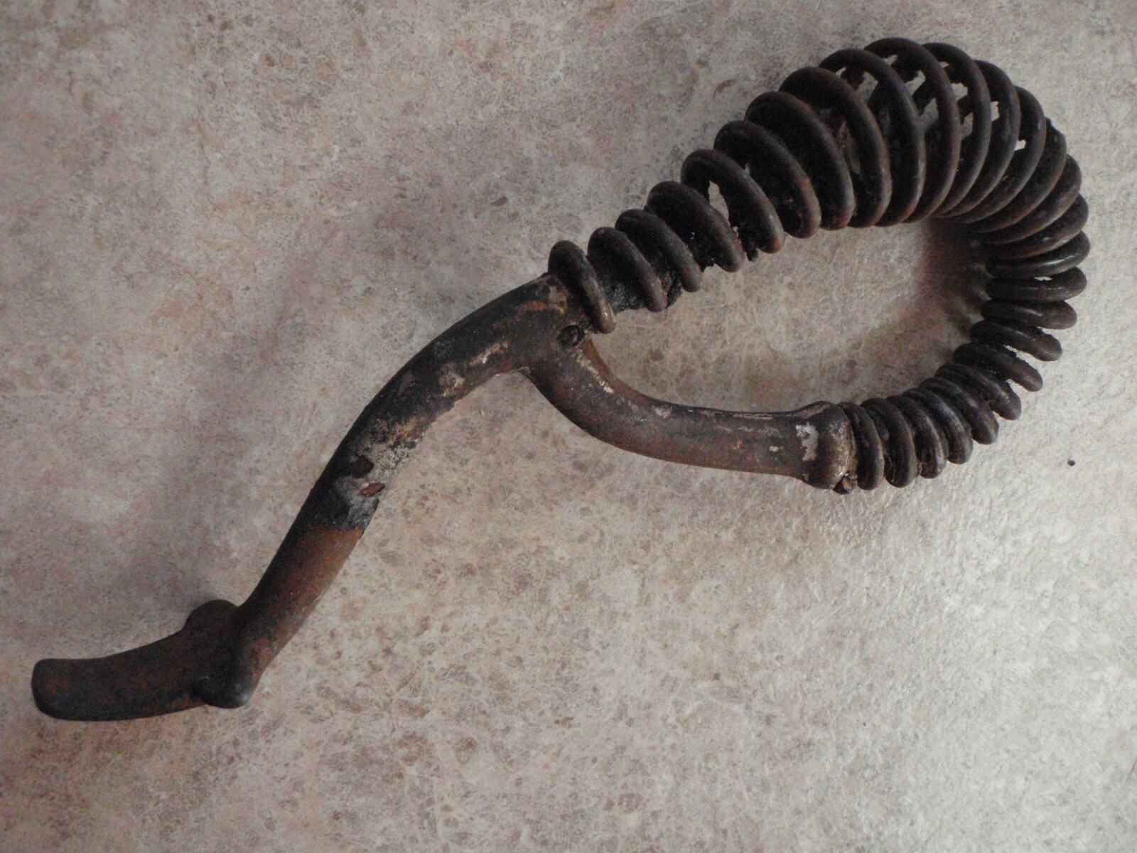 Antique Cast Iron Wood Stove Lid Lifter Spring Handle Coiled Stay Cool 7