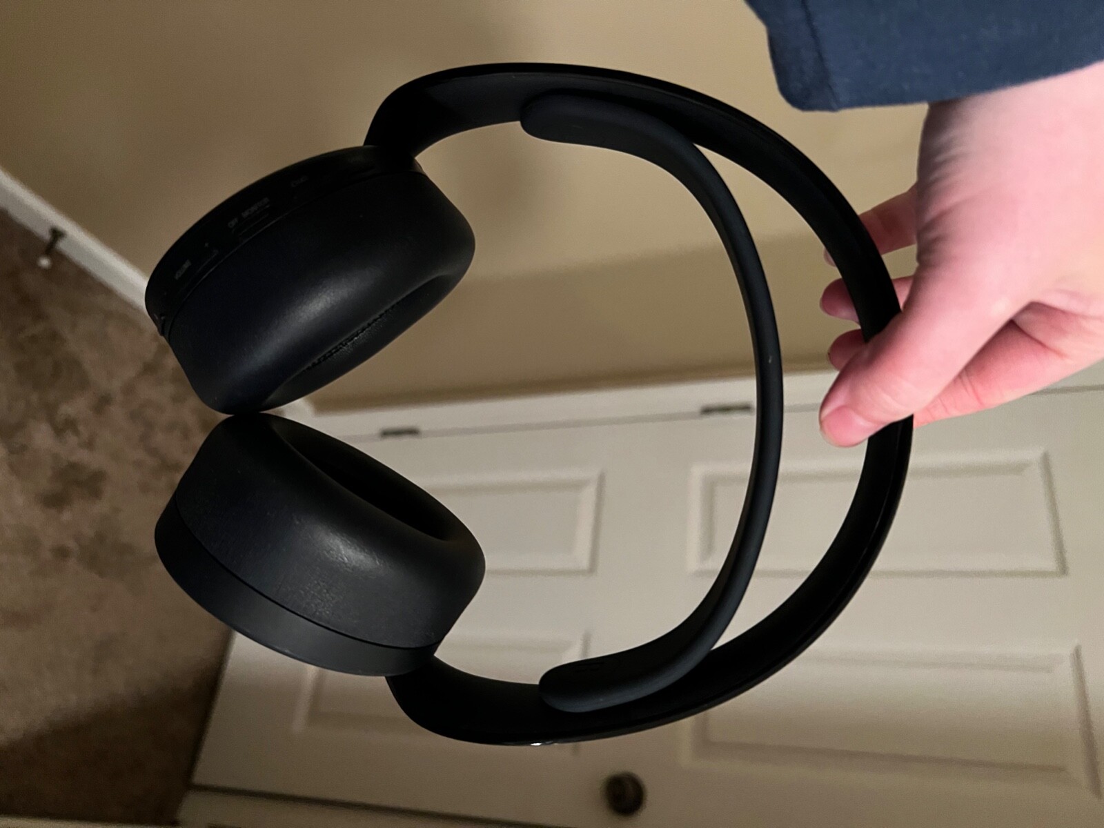 Sony PULSE 3D Ear-Cup (Over the Ear) Wireless Headphone - Black